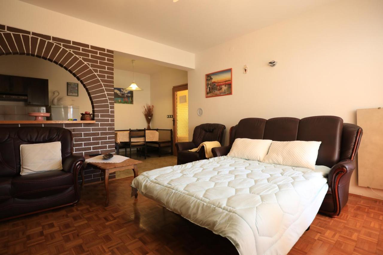 Apartmani Lovorka Punat Exteriér fotografie